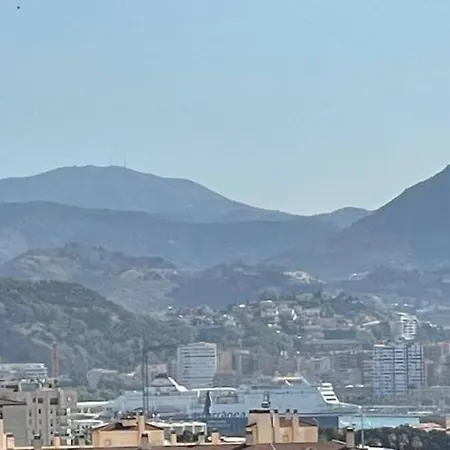 Holidays2Malaga Princesa 3 Dormitorios, Vistas Al Mar Y Montana, Terraza Y A 200M A La Playa Exterior photo