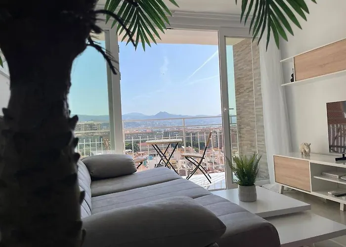 Holidays2Malaga Princesa 3 Dormitorios, Vistas Al Mar Y Montana, Terraza Y A 200M A La Playa