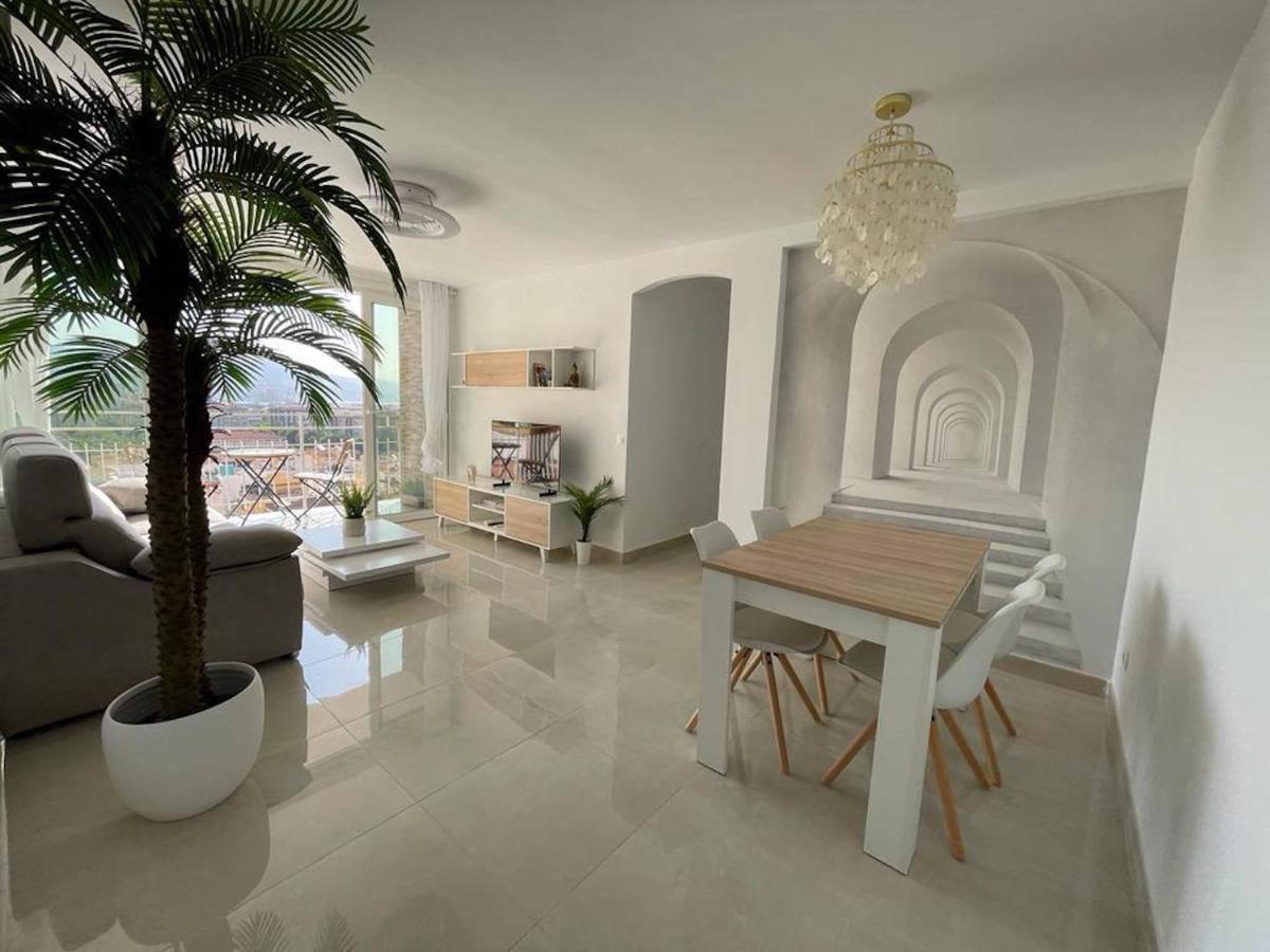 Apartment Holidays2malaga Princesa 3 Dormitorios, Vistas Al Mar Y Montana, Terraza Y A 200m A La Playa *